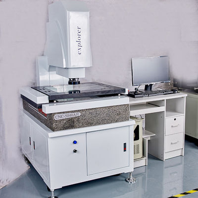 proyector de perfil óptico del CNC 220V, máquina de medición óptica de 2.5um Vision