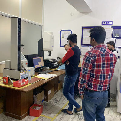 Tipo automático CMM, instrumento del pórtico de medida 3D con la punta de prueba del tacto