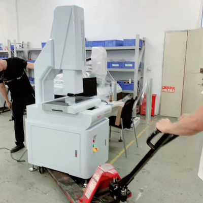 El sistema de medición completamente auto del CNC Vision para los plásticos de la electrónica moldea